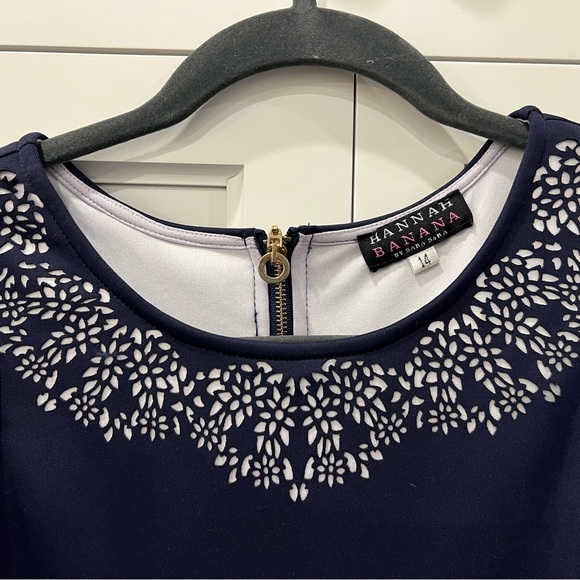 Girls Navy Dress - size 14 - pretty lace like detail at neck and hem - Picture 4 of 5